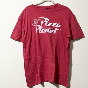 2 Men T-shirts, Size XL - Call of Duty and Pizza Planet